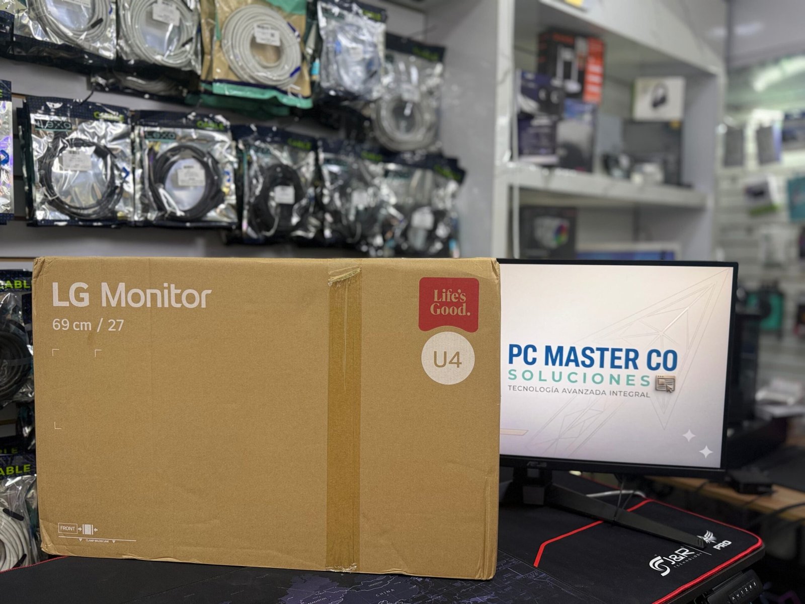 Monitor LG U4 IPS 27pg 120hz